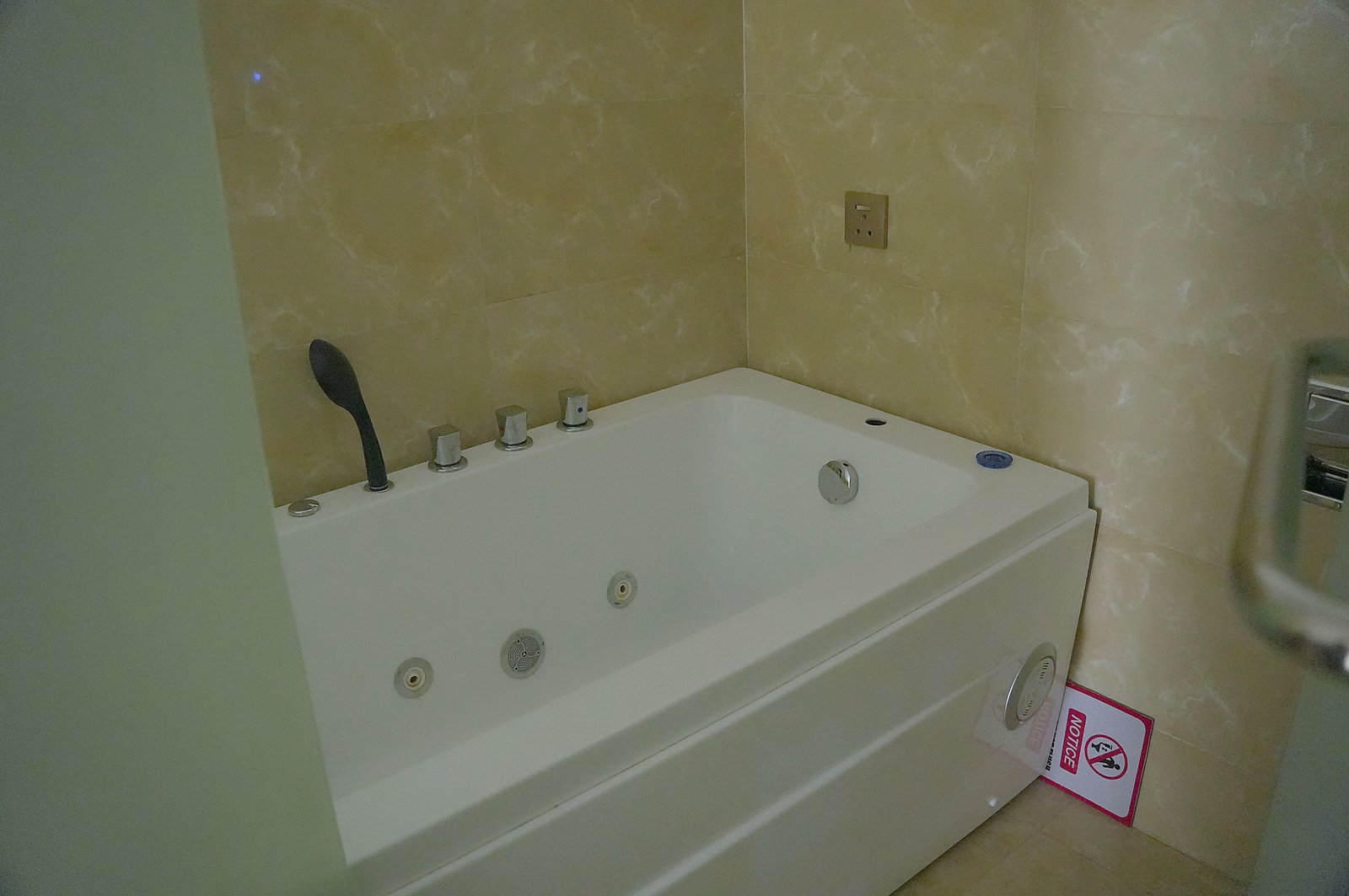 PREMIUM EXECUTIVE ROOM, photograph 6
