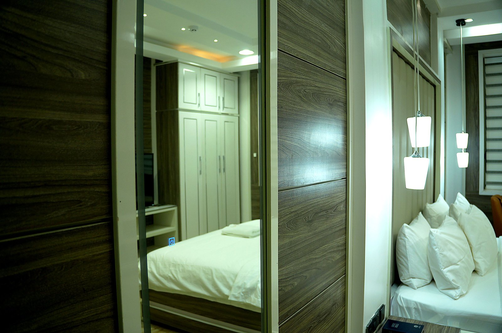 PREMIUM EXECUTIVE ROOM2, photograph 2