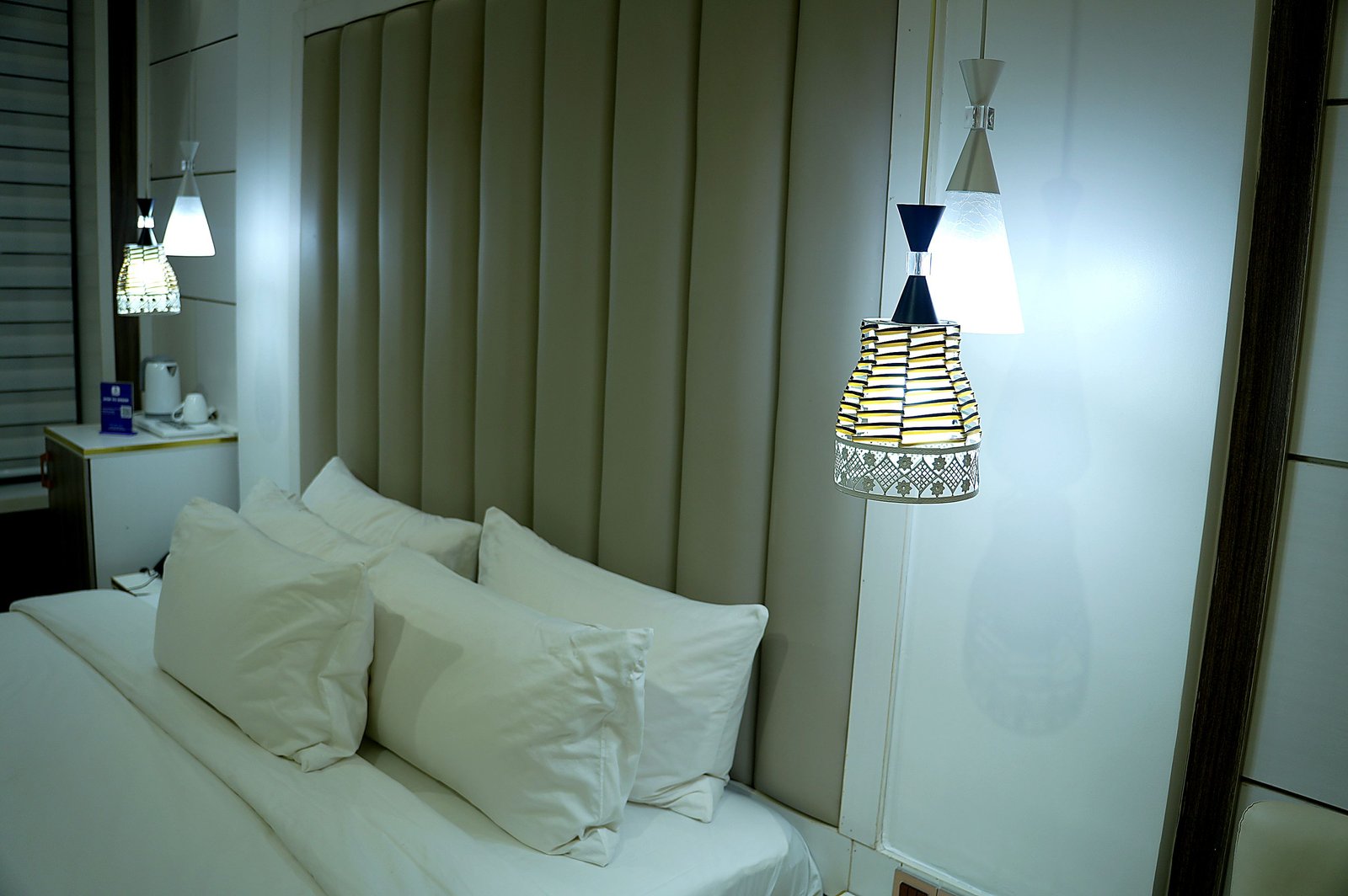 PREMIUM ROOM, photograph 6